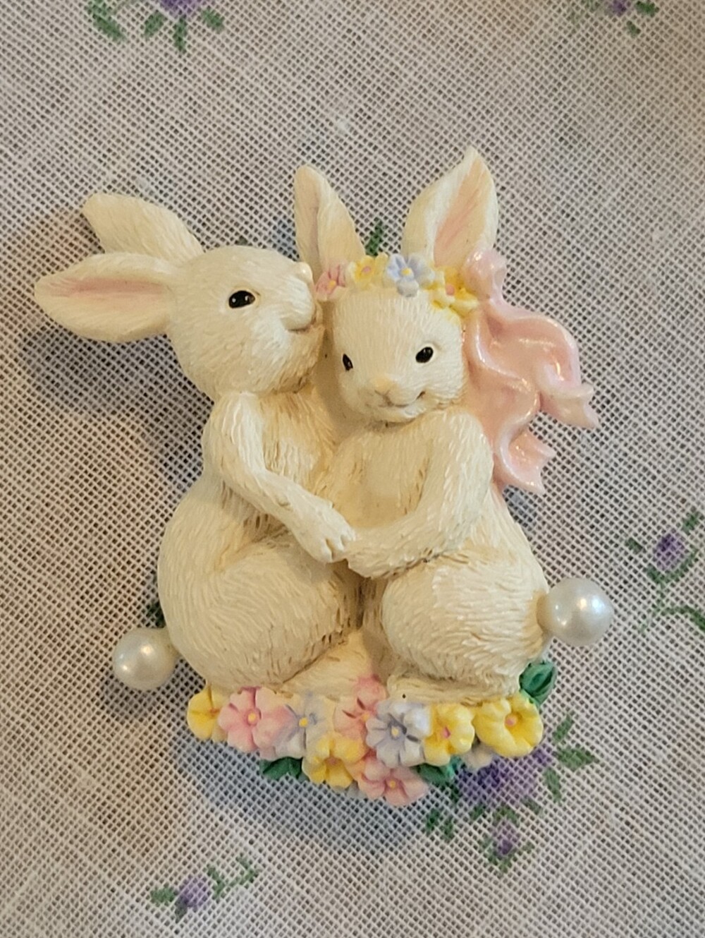 Vintage Avon Bunnies Brooch